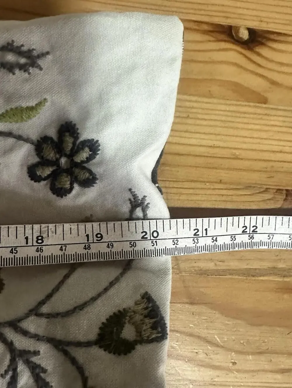 IKEA Alvine Lov Decorative Pillow Sham Covers Scandinavian Cottage Floral 20x18